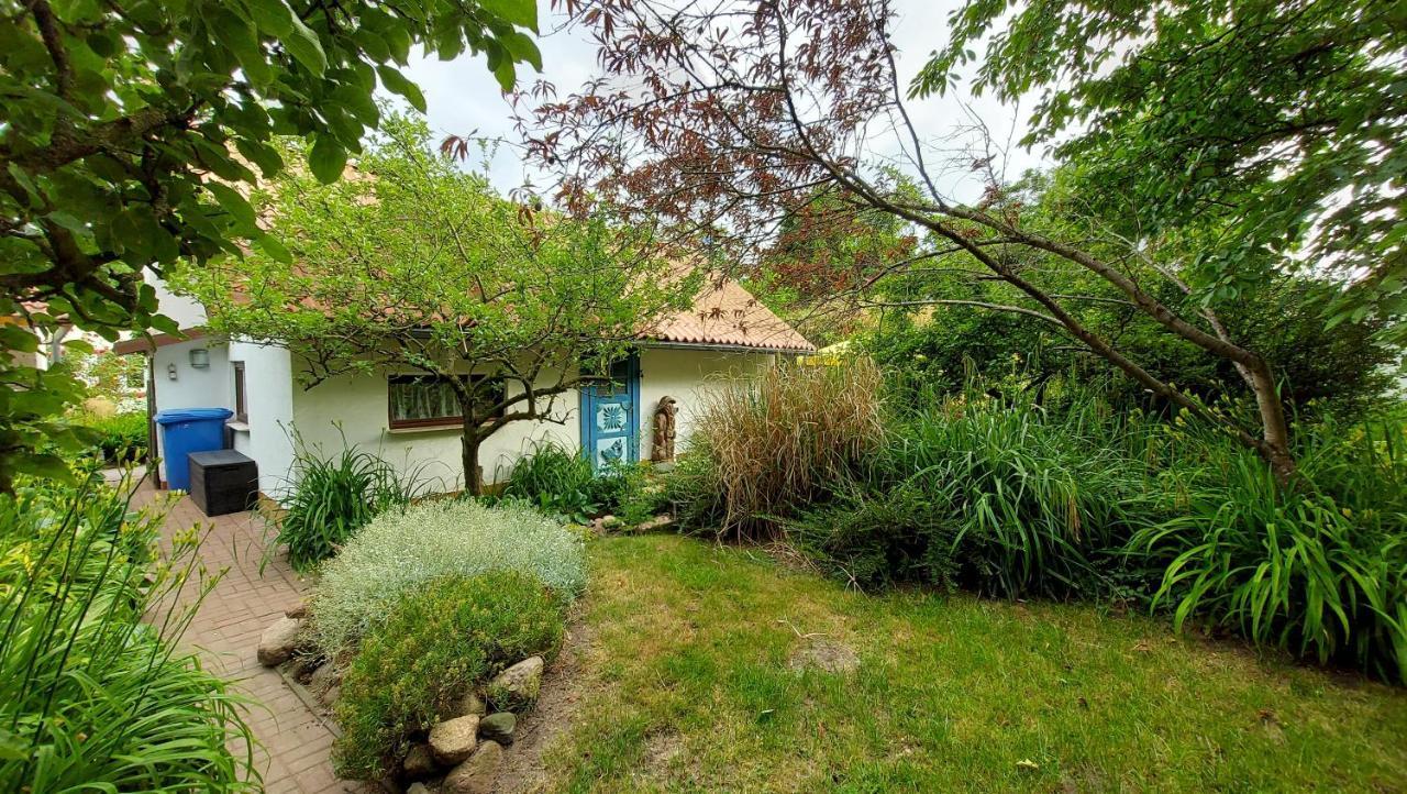 Ferienhaus Julchen Samtens Ngoại thất bức ảnh